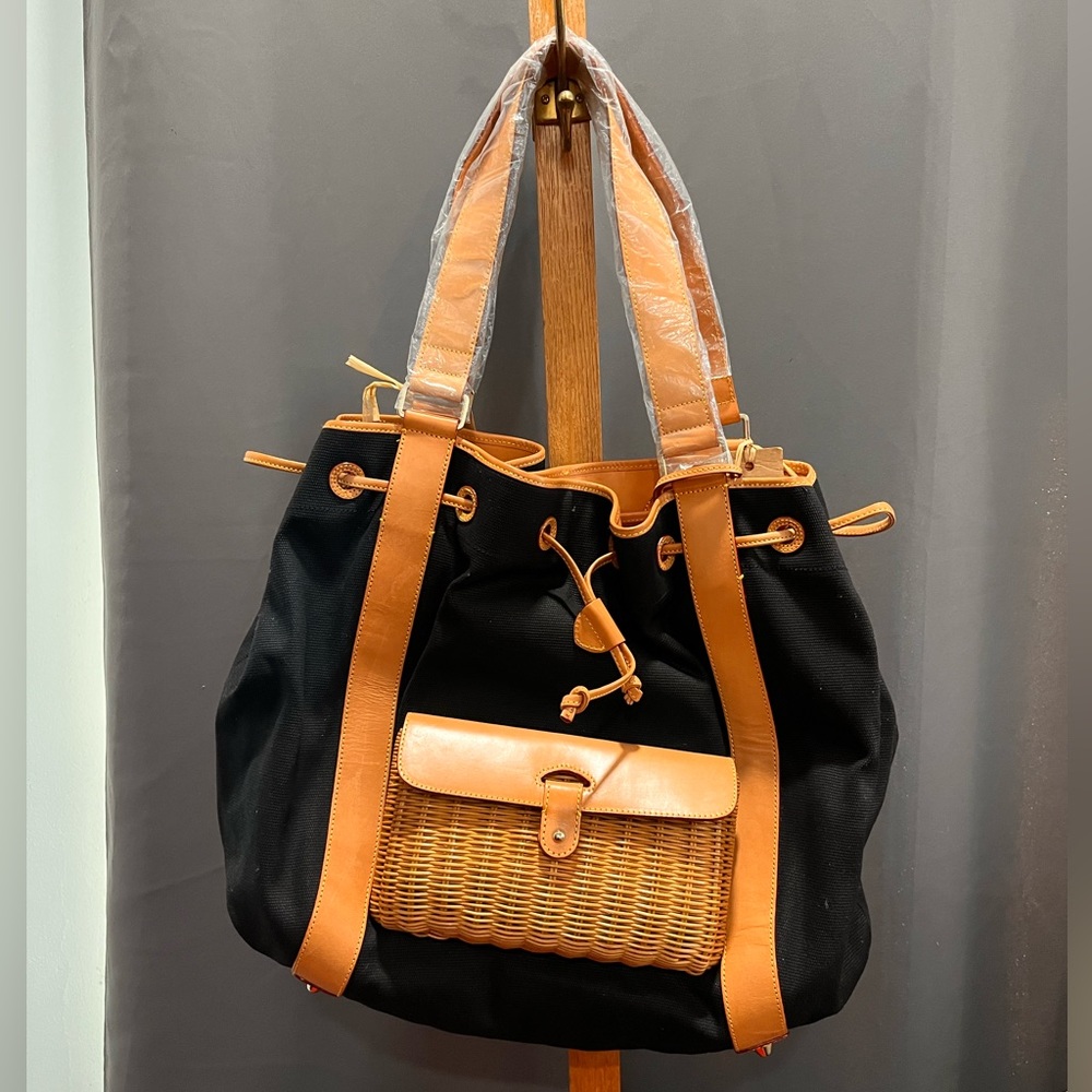 Clever Carriage XL tote with drawstring